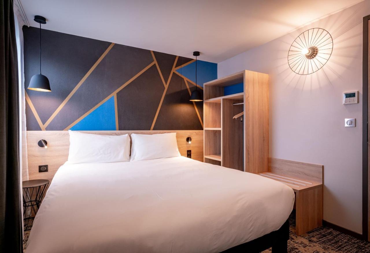 Ibis Styles Valenciennes Petite Foret Bagian luar foto