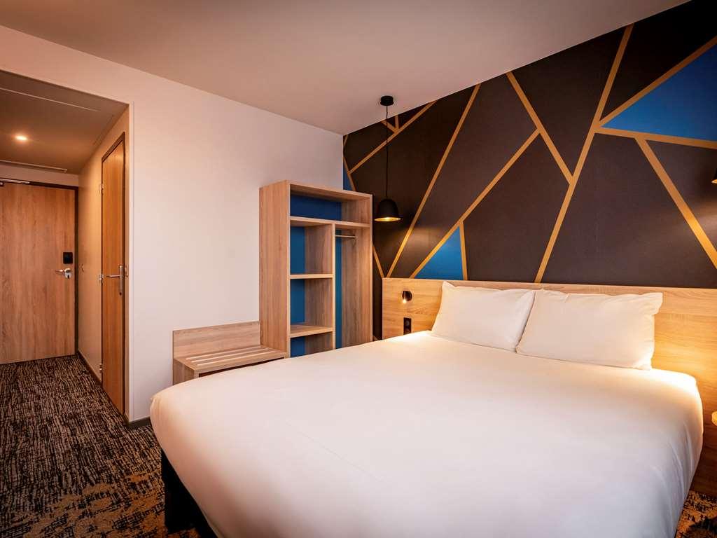 Ibis Styles Valenciennes Petite Foret Ruang foto
